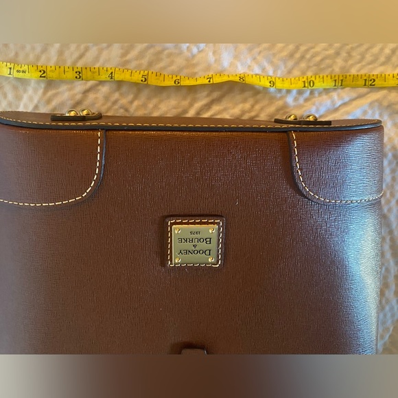 DOONEY AND BOURKE NWOT BROWN CROSSBODY BAG - Picture 5 of 13